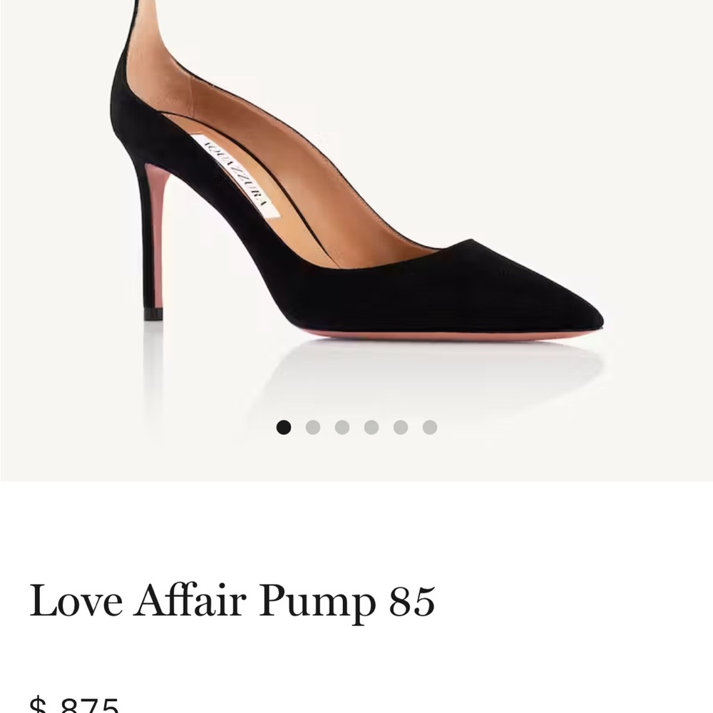 Aquazurra black suede pump